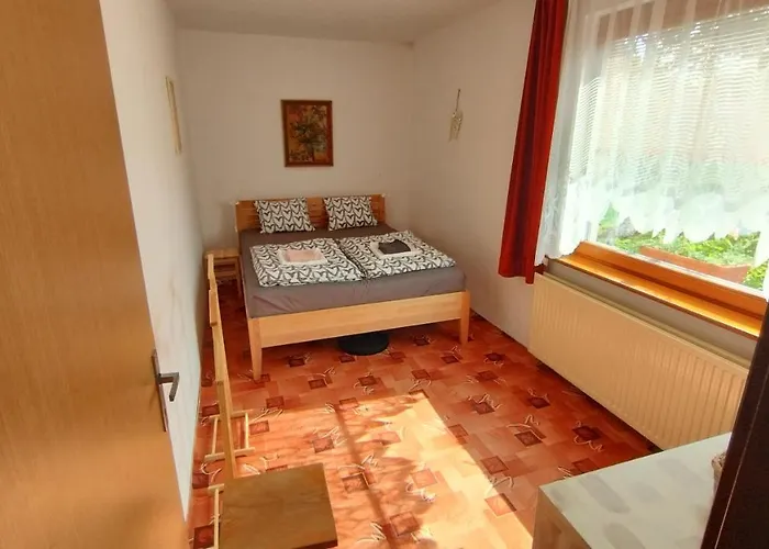 Zbraslav Old Garden Appartement *